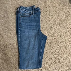 Universal thread jeans